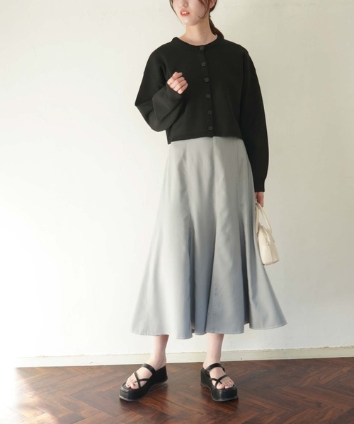 archives（アルシーヴ）の「配色ステッチマーメイドスカート（スカート・レディース・ブラック/ベージュ/ブルー/アイボリー・MEDIUM）」の14枚目の写真