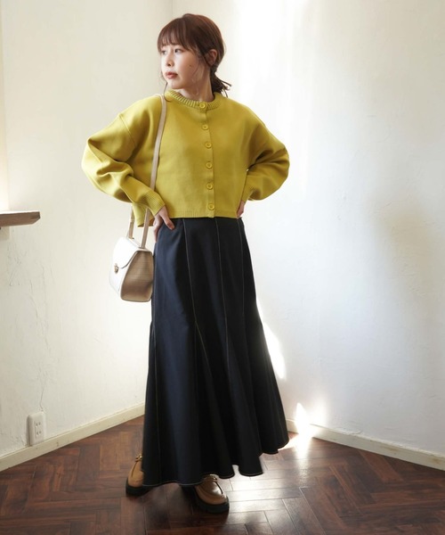 archives（アルシーヴ）の「配色ステッチマーメイドスカート（スカート・レディース・ブラック/ベージュ/ブルー/アイボリー・MEDIUM）」の17枚目の写真