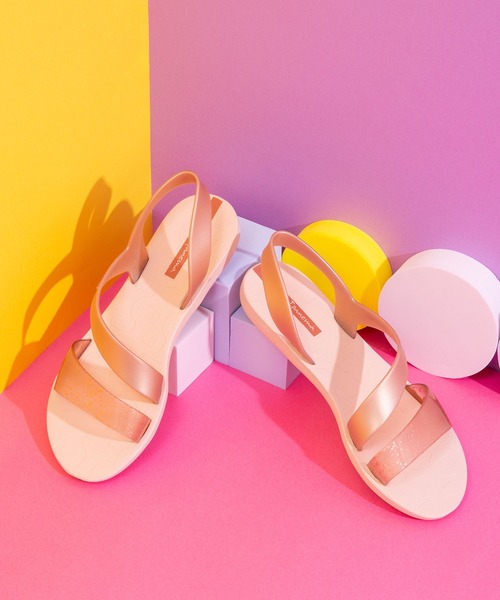 IPANEMA（イパネマ）の「Ipanema / VIBE SANDAL（サンダル・レディース・イエロー系/ブルー系/ブラック系/グレイッシュベージュ/ピンク系1/ブラック/ライトグリーン/ピンク系・34/37/36/35/38）」の7枚目の写真