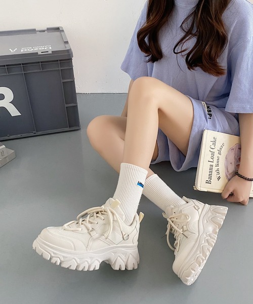 Shoes in Closet（シューズインクローゼット）の「替え紐付