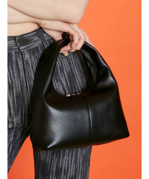 EMODA（エモダ）の「ラウンドハンドルハンドバッグ（ハンドバッグ・レディース・ホワイト/ブラック/イエロー・FREE）」の3枚目の写真