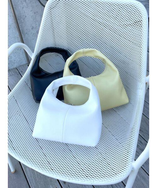 EMODA（エモダ）の「ラウンドハンドルハンドバッグ（ハンドバッグ・レディース・ホワイト/ブラック/イエロー・FREE）」の18枚目の写真