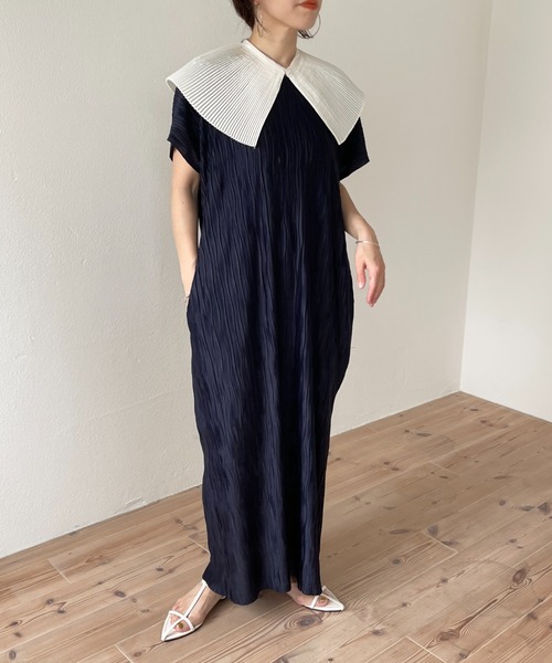 wee9s（ウィークス）の「mulch scene pleats collar / マルチシーンプリーツカラー付け襟（付け襟・レディース・ベージュ/アイボリー/ブラック・FREE）」の6枚目の写真