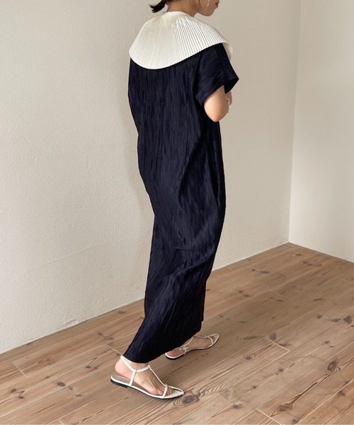wee9s（ウィークス）の「mulch scene pleats collar / マルチシーンプリーツカラー付け襟（付け襟・レディース・ベージュ/アイボリー/ブラック・FREE）」の8枚目の写真
