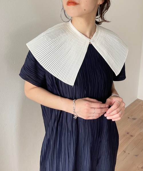wee9s（ウィークス）の「mulch scene pleats collar / マルチシーンプリーツカラー付け襟（付け襟・レディース・ベージュ/アイボリー/ブラック・FREE）」の10枚目の写真