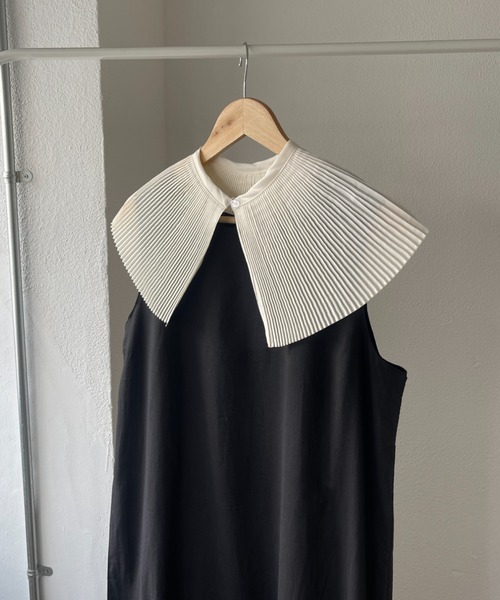 wee9s（ウィークス）の「mulch scene pleats collar / マルチシーンプリーツカラー付け襟（付け襟・レディース・ベージュ/アイボリー/ブラック・FREE）」の12枚目の写真