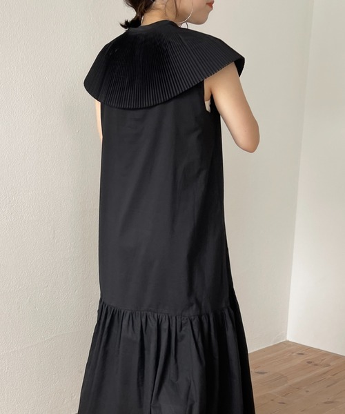 wee9s（ウィークス）の「mulch scene pleats collar / マルチシーンプリーツカラー付け襟（付け襟・レディース・ベージュ/アイボリー/ブラック・FREE）」の14枚目の写真