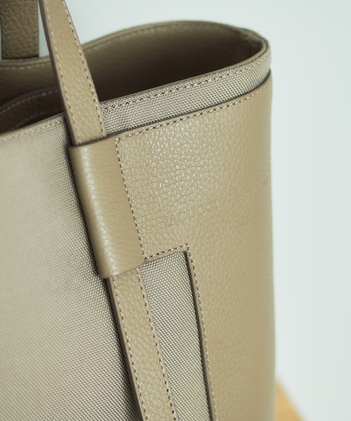 IACUCCI（イアクッチ）の「リンチェ M CORDURA/CERVO（トート