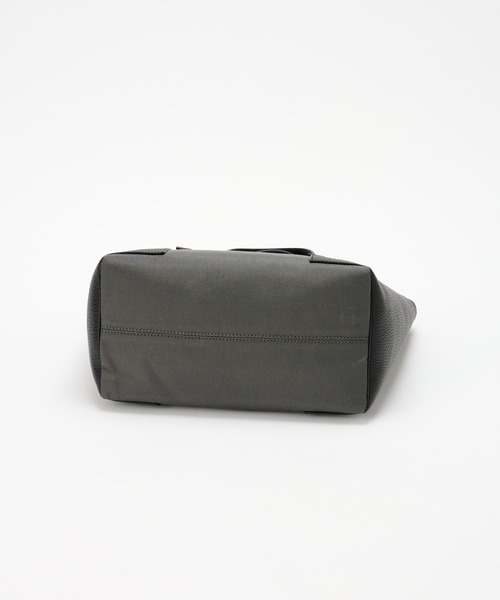 IACUCCI（イアクッチ）の「リンチェ M CORDURA/CERVO（トートバッグ