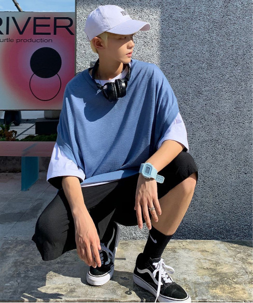 neos（ネオス）の「【neos -addictive design-】ビッグシルエット サマーニット シアー  Vネック ベスト（ベスト・メンズ・チャコールグレー/ブラック/グレー/カーキ/ブルー/スモークピンク・MEDIUM/LARGE）」の16枚目の写真