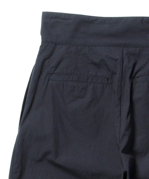 Ray BEAMS（レイビームス）の「Ray BEAMS / 1タック ワイドクロップド（その他パンツ・レディース・ブラック/ネイビー・0/1）」の15枚目の写真
