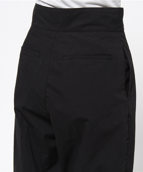 Ray BEAMS（レイビームス）の「Ray BEAMS / 1タック ワイドクロップド（その他パンツ・レディース・ブラック/ネイビー・0/1）」の3枚目の写真