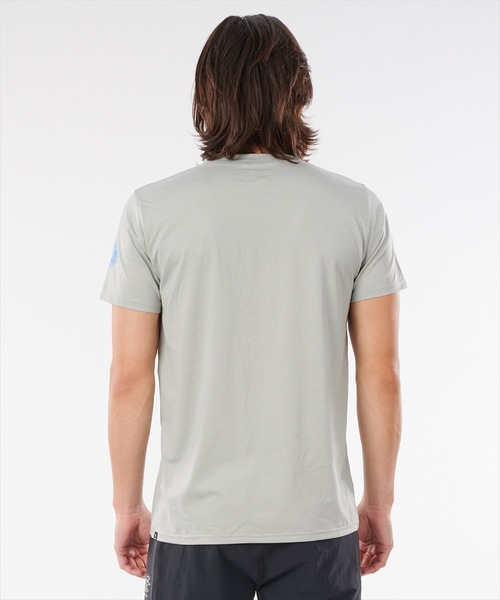 rip curl(リップカール)の「【RIPCURL(リップカール)】メンズラッシュガード/水陸両用UPF50+半袖サーフT(水着)(ラッシュガード・メンズ・チャコールグレー/ライトグレー・SMALL/MEDIUM/LARGE)」の10枚目の写真