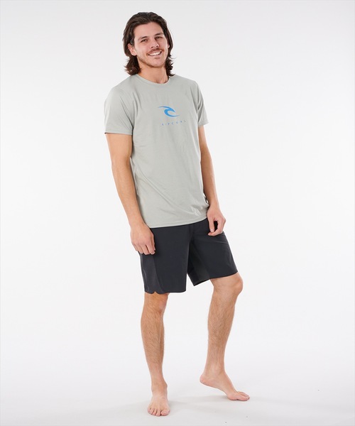 rip curl(リップカール)の「【RIPCURL(リップカール)】メンズラッシュガード/水陸両用UPF50+半袖サーフT(水着)(ラッシュガード・メンズ・チャコールグレー/ライトグレー・SMALL/MEDIUM/LARGE)」の12枚目の写真