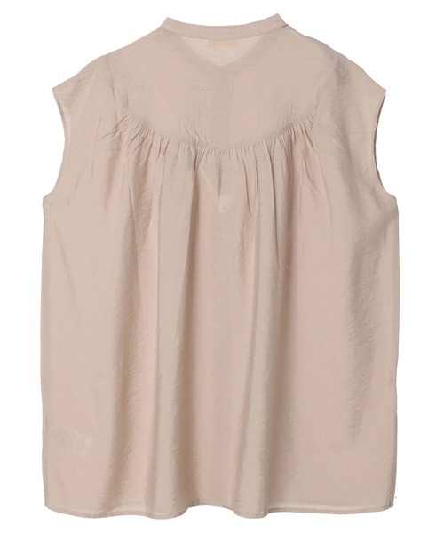 earth music&ecology（アースミュージックアンドエコロジー）の「丸ヨークギャザーブラウス（シャツ/ブラウス・レディース・ベージュ/オフホワイト/グレイッシュベージュ・FREE）」の7枚目の写真