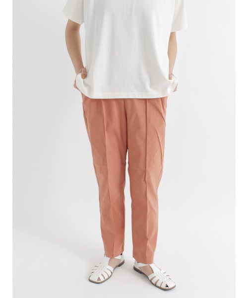 ルネ　未使用　ベージュパンツ Lugnoncure（ルノンキュール）の「センタープレスパンツ（その他