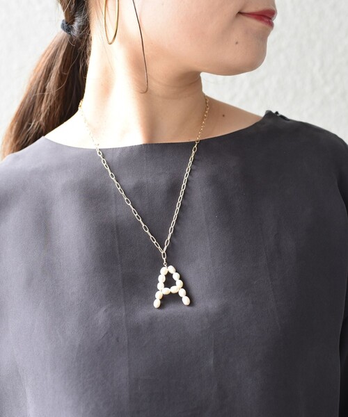SHIPS（シップス）の「*淡水パールイニシャルネックレス◆（ネックレス・レディース・A/E/K/M/N/R/S/Y・ONE SIZE）」の3枚目の写真