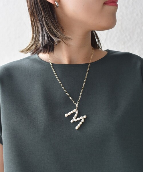 SHIPS（シップス）の「*淡水パールイニシャルネックレス◆（ネックレス・レディース・A/E/K/M/N/R/S/Y・ONE SIZE）」の5枚目の写真