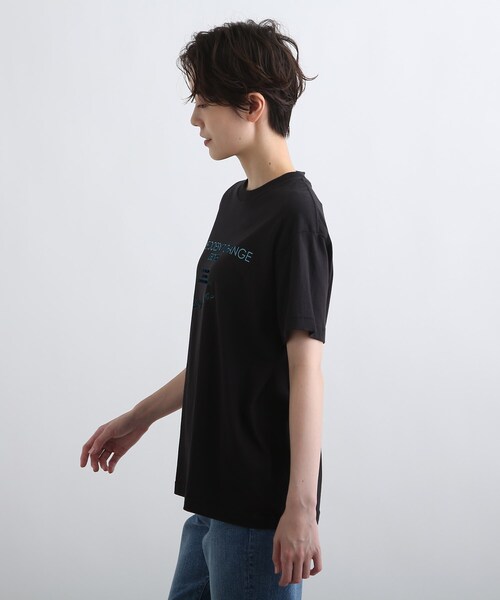 INDIVI(インディヴィ)の「【WORLD for the World】ロゴTシャツ(Tシャツ/カットソー・レディース・ホワイト/ブラック・38/05/13)」の4枚目の写真