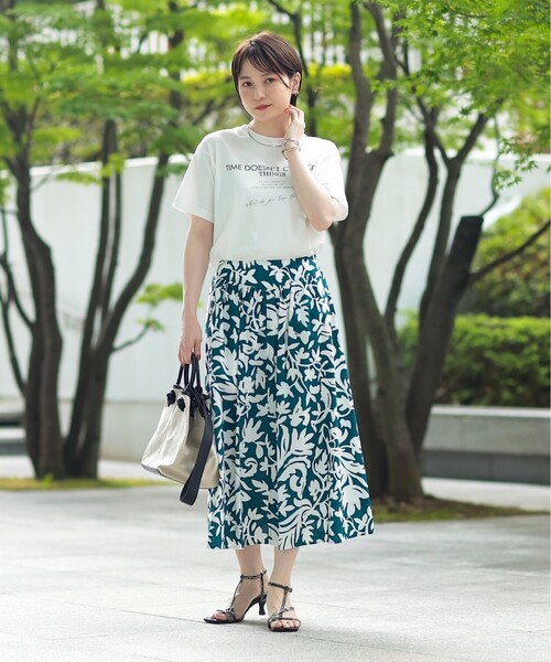 INDIVI(インディヴィ)の「【WORLD for the World】ロゴTシャツ(Tシャツ/カットソー・レディース・ホワイト/ブラック・38/05/13)」の11枚目の写真