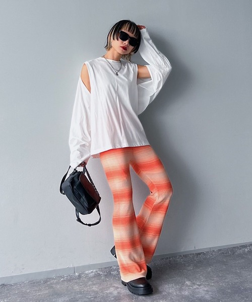 PAGEBOY(ページボーイ)の「CORE / レイヤードスリーブトップス(Tシャツ/カットソー・レディース・ブラック/オフホワイト・FREE)」の15枚目の写真