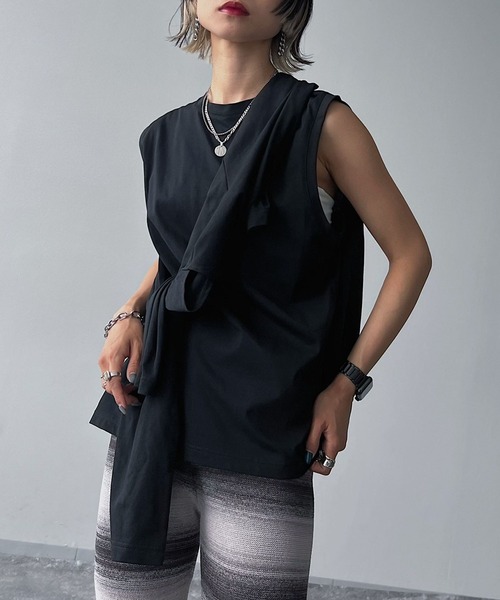 PAGEBOY(ページボーイ)の「CORE / レイヤードスリーブトップス(Tシャツ/カットソー・レディース・ブラック/オフホワイト・FREE)」の14枚目の写真