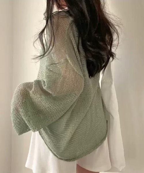 SEN TOKYO（セントーキョー）の「程よい抜け感。シアー透け感オーバーサイズニット（ニット/セーター・レディース・グリーン/アイボリー/ブルーグレー・FREE）」の7枚目の写真