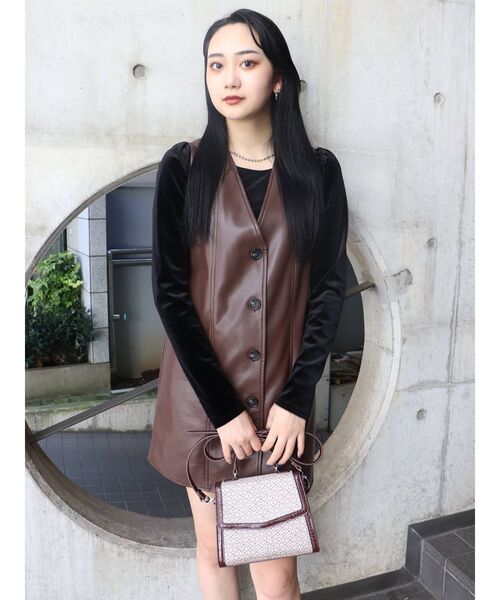 MURUA（ムルーア）の「ラウンドフラップバッグ（ハンドバッグ・レディース・その他1・FREE）」の10枚目の写真