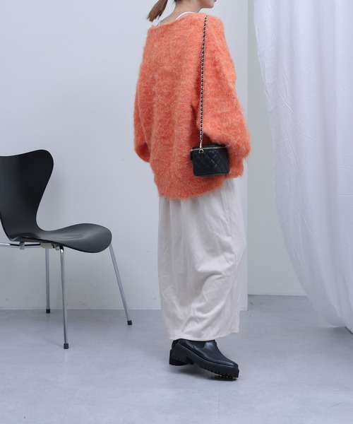 COLONY 2139(コロニートゥーワンスリーナイン)の「モヘア起毛Vネックカーディガン(カーディガン/ボレロ・レディース・ブラック/グレー/オレンジ/グリーン/ネイビー/ブルー/ベージュ・FREE)」の14枚目の写真