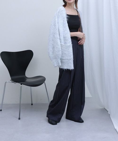 COLONY 2139(コロニートゥーワンスリーナイン)の「モヘア起毛Vネックカーディガン(カーディガン/ボレロ・レディース・ブラック/グレー/オレンジ/グリーン/ネイビー/ブルー/ベージュ・FREE)」の22枚目の写真