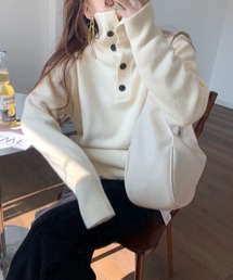 長袖タートルネックニット