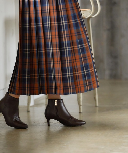 Honeys(ハニーズ)の「プリーツロングスカート(スカート・レディース・オレンジ系その他/ブラック/イエロー系その他/ブルー系その他/グリーン系その他・S/L/M)」の12枚目の写真