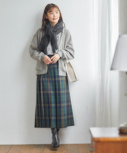 Honeys(ハニーズ)の「プリーツロングスカート(スカート・レディース・オレンジ系その他/ブラック/イエロー系その他/ブルー系その他/グリーン系その他・S/L/M)」の13枚目の写真