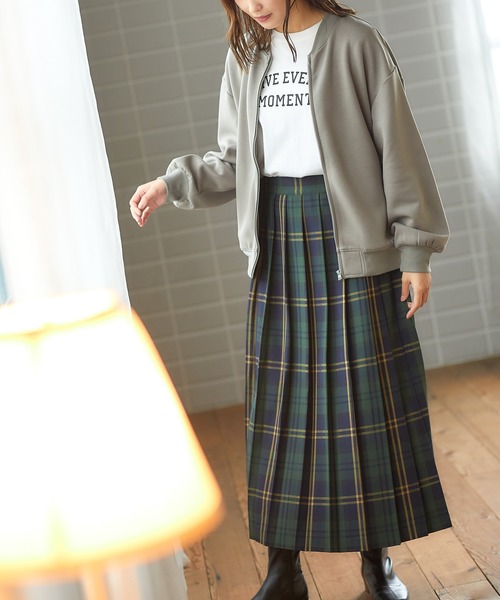 Honeys(ハニーズ)の「プリーツロングスカート(スカート・レディース・オレンジ系その他/ブラック/イエロー系その他/ブルー系その他/グリーン系その他・S/L/M)」の17枚目の写真