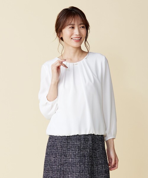 J.PRESS Ladies(J.プレス レディス)の「ポリエステルツイル タックネック カットソー(Tシャツ/カットソー・レディース・ライトグレー系/サックスブルー系/ホワイト系・SMALL)」の2枚目の写真