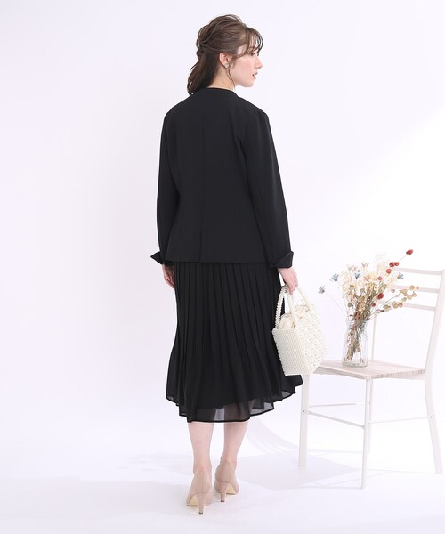 couture brooch(クチュールブローチ)の「◆【セレモニーにも、デイリー使いにも】ジョーゼットプリーツスカート(スカート・レディース・ネイビー/ブラック/アイボリー・40/42/38)」の17枚目の写真