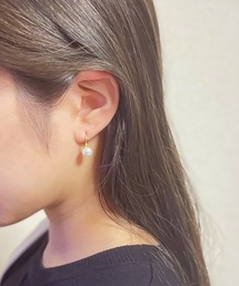 BROTHERHOOD | 【earyear】アーティフィシャル パール プレーン フック ピアス(両耳)(ピアス（両耳用）)