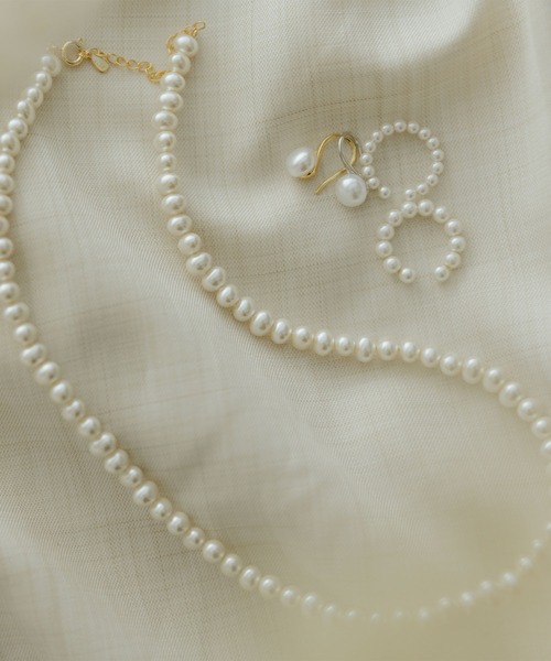 BROTHERHOOD（ブラザーフッド）の「【earyear】アーティフィシャル パール プレーン フック ピアス(両耳)（ピアス（両耳用）・レディース・シルバー/ゴールド・FREE）」の9枚目の写真