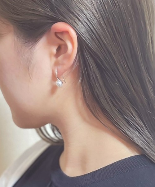 BROTHERHOOD（ブラザーフッド）の「【earyear】アーティフィシャル パール プレーン フック ピアス(両耳)（ピアス（両耳用）・レディース・シルバー/ゴールド・FREE）」の13枚目の写真