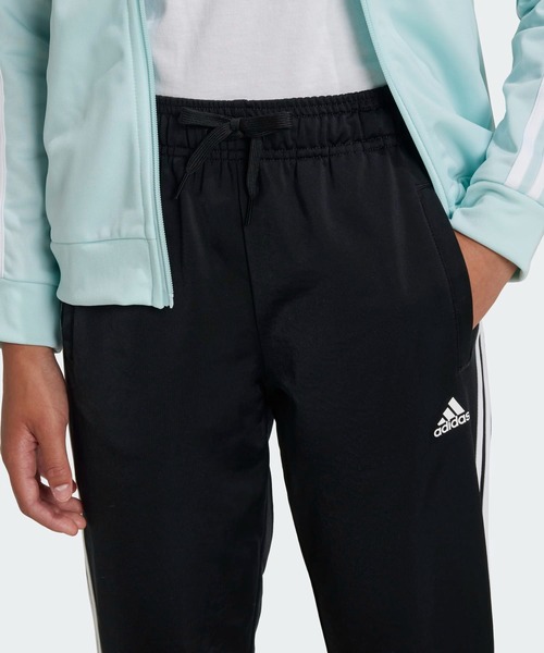 adidas（アディダス）の「エッセンシャルズ スリーストライプス トラックスーツ / アディダス adidas（ジャージ・キッズ・ピンク/ブラック/グリーン・130/140/150/160）」の7枚目の写真