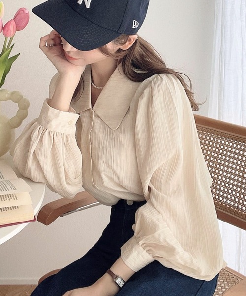 moment+(モーメントプラス)の「【累計販売枚数2万枚突破!】シアーランダムプリーツレトロカラー長袖ボリュームスリーブブラウス(シャツ/ブラウス・レディース・ピンク/グレイッシュベージュ/ブラック/ナチュラル/オフホワイト/ブルー・M/L)」の20枚目の写真