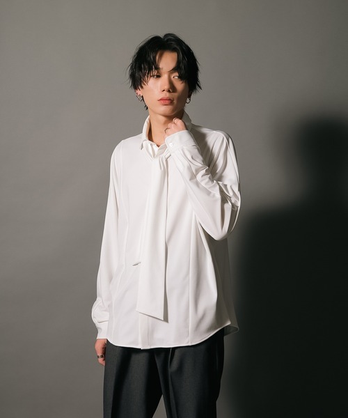 UNIIT(ユニット)の「【UNIIT/ユニット】ポリストレッチ ドルマンスリーブ シャツ ボウタイ付き ネクタイ付き セットアイテム 韓国ファッション モードファッション キレイ目(シャツ/ブラウス・メンズ・ブルー/チャコールグレー/ホワイト・MEDIUM/LARGE)」の7枚目の写真