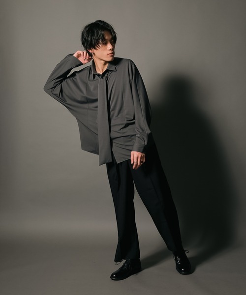 UNIIT(ユニット)の「【UNIIT/ユニット】ポリストレッチ ドルマンスリーブ シャツ ボウタイ付き ネクタイ付き セットアイテム 韓国ファッション モードファッション キレイ目(シャツ/ブラウス・メンズ・ブルー/チャコールグレー/ホワイト・MEDIUM/LARGE)」の16枚目の写真