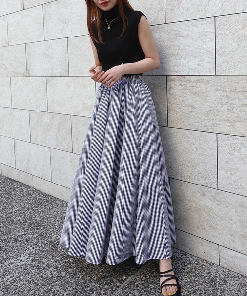 CORNERS（コーナーズ）の「ギンガムチェックフレアマキシスカート（スカート・レディース・ブラック/ライトベージュ/ネイビー・M）」の2枚目の写真