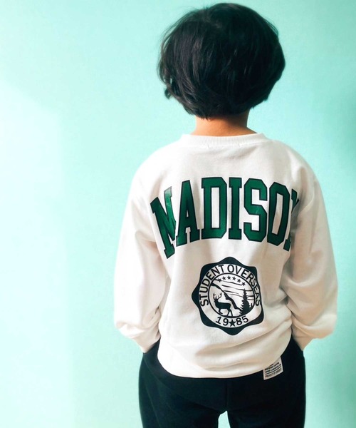 THE CASUAL（カジュアル）の「選べる16カラーちょいビッグトレーナー（スウェット・キッズ・チャコール/ダークグリーン系1/ブラック/グレー系2/ネイビー系/ダークグリーン/ブラック系/グレー系1/オフホワイト/ベージュ/杢グレー/グレー系/ダークグリーン系/ダークネイビー/グレー系3/ベージュ系・130cm/110cm/150cm/140cm/160cm/120cm）」の3枚目の写真