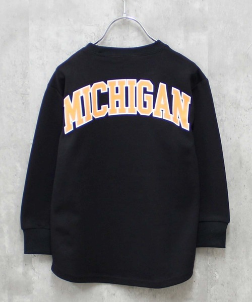 THE CASUAL（カジュアル）の「選べる16カラーちょいビッグトレーナー（スウェット・キッズ・チャコール/ダークグリーン系1/ブラック/グレー系2/ネイビー系/ダークグリーン/ブラック系/グレー系1/オフホワイト/ベージュ/杢グレー/グレー系/ダークグリーン系/ダークネイビー/グレー系3/ベージュ系・130cm/110cm/150cm/140cm/160cm/120cm）」の4枚目の写真