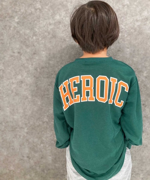 THE CASUAL（カジュアル）の「選べる16カラーちょいビッグトレーナー（スウェット・キッズ・チャコール/ダークグリーン系1/ブラック/グレー系2/ネイビー系/ダークグリーン/ブラック系/グレー系1/オフホワイト/ベージュ/杢グレー/グレー系/ダークグリーン系/ダークネイビー/グレー系3/ベージュ系・130cm/110cm/150cm/140cm/160cm/120cm）」の13枚目の写真