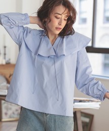 ラッフルカラーブラウス