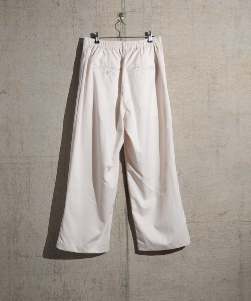 JOHN'S CLOSET(ジョンズクローゼット)の「【i】ワイドアンクルパンツ(その他パンツ・メンズ・ブラック/オフホワイト/モカ/グリーン/サックスブルー/ベージュ・LARGE/MEDIUM/X-LARGE)」の8枚目の写真