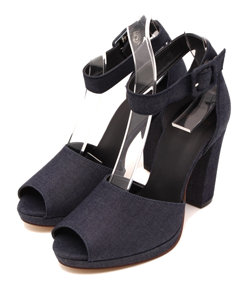STUDIOUS(ステュディオス)の「STUDIOUS スウェードベルト付オープントゥサンダル*(サンダル・レディース・ブラック/ライトグレー/ブルー・SMALL/MEDIUM/LARGE)」の17枚目の写真